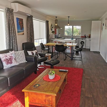 Kerikeri Sunny Modern 2 Bedroom Apartments ภายนอก รูปภาพ
